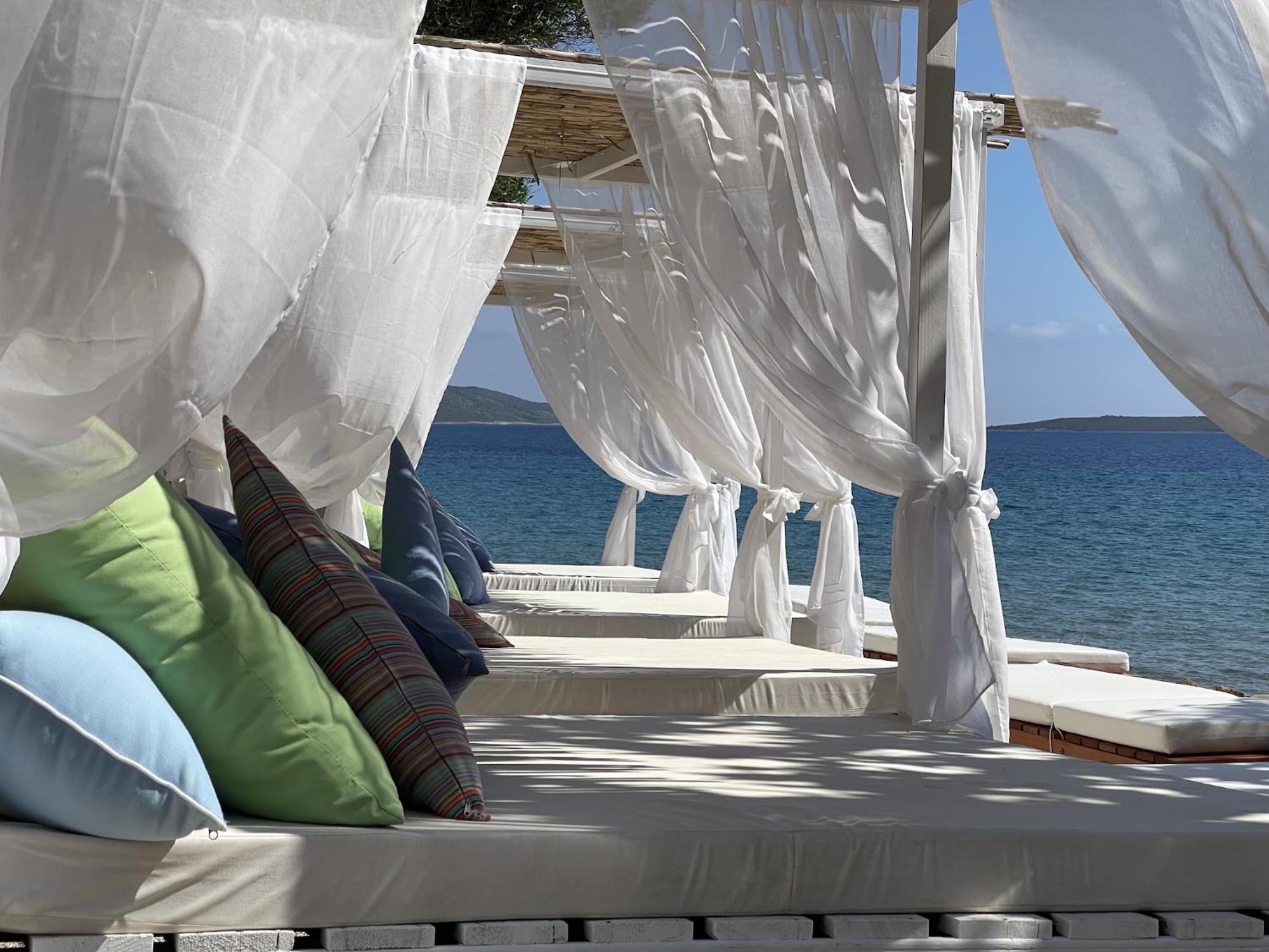 Luxurious Villa In Peloponnese With Swimming Pool Kamária Екстериор снимка