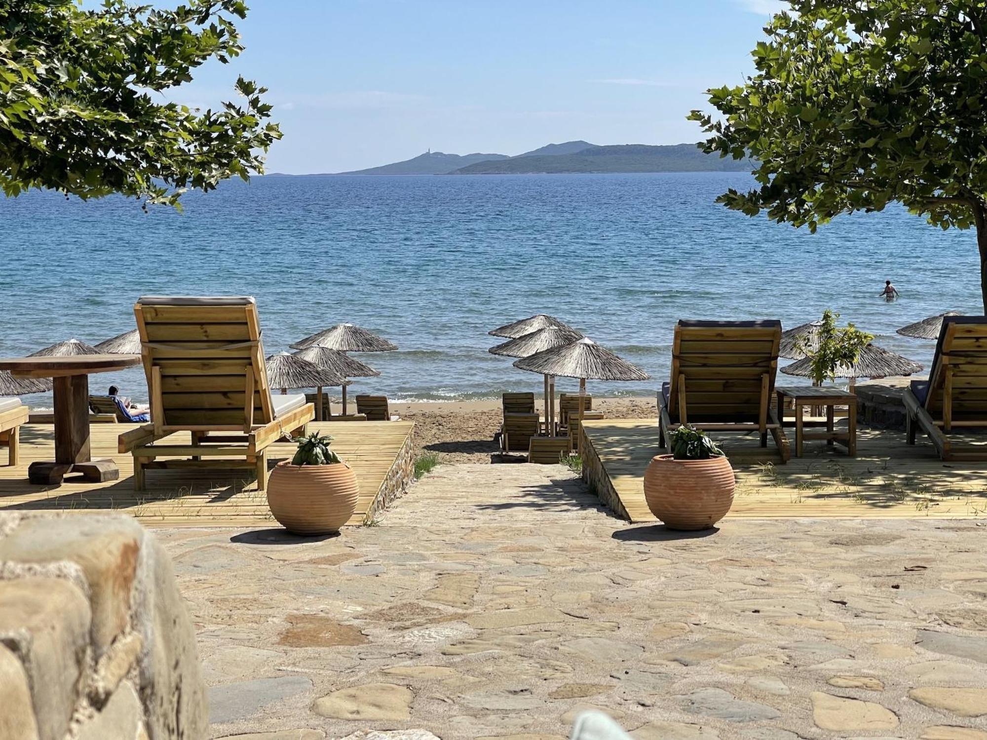 Luxurious Villa In Peloponnese With Swimming Pool Kamária Екстериор снимка